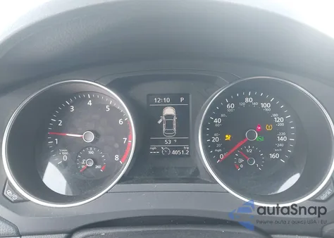 2017 Volkswagen Jetta 1.4T Se z USA, uszkodzony, nr VIN 3VWDB7AJ3HM331673